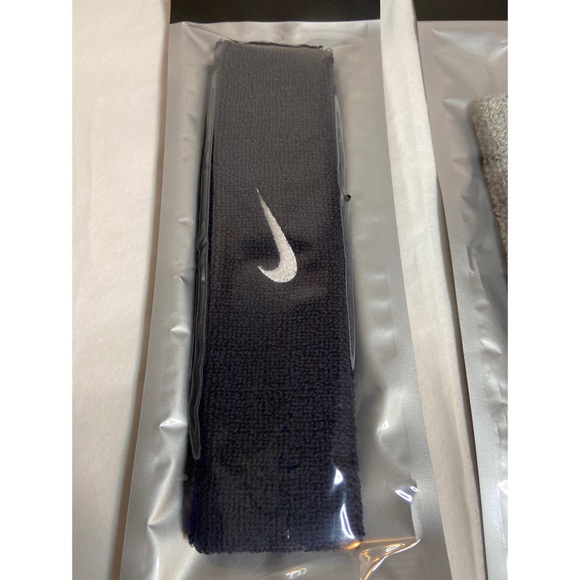 Bundle of 2 Nike Swoosh Headbands - Grey & Black - Picture 6 of 7